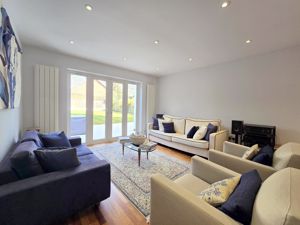 Photo 32- click for photo gallery